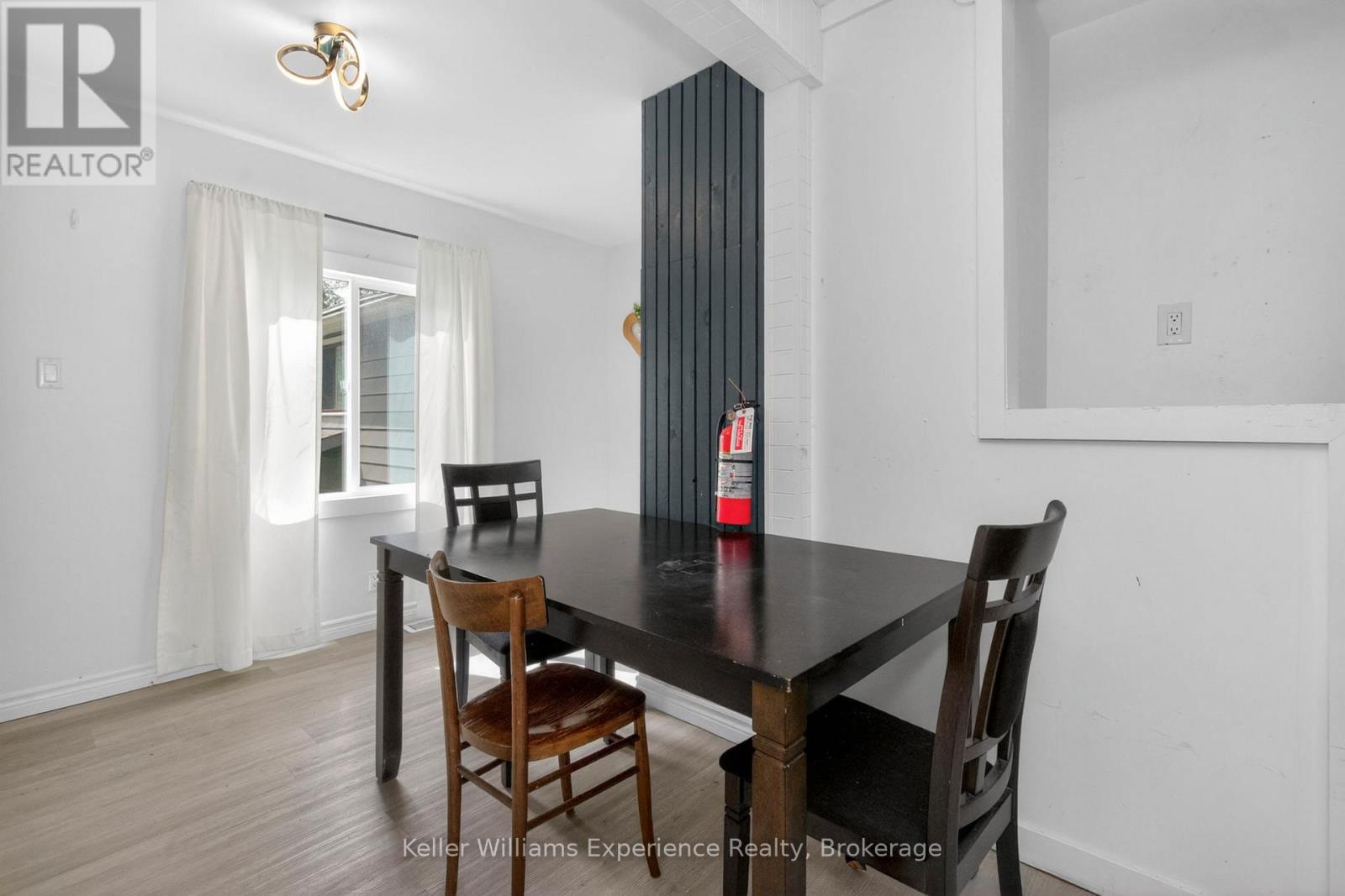 9782 BEACHWOOD DRIVE - Image 9