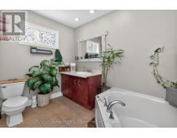 Bedroom 2 - 107 Pine Street, Tay, ON L0K2C0 Photo 11