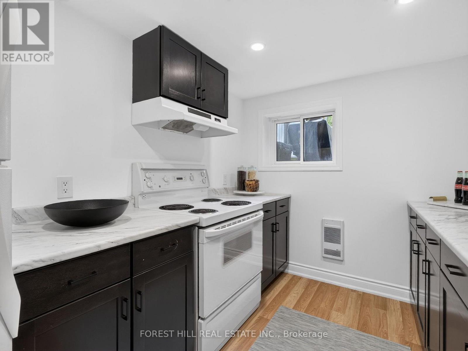 139 GAMBLE AVENUE - 21