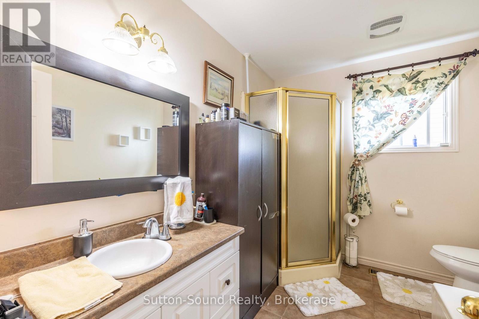 872 26TH STREET E - Image 17