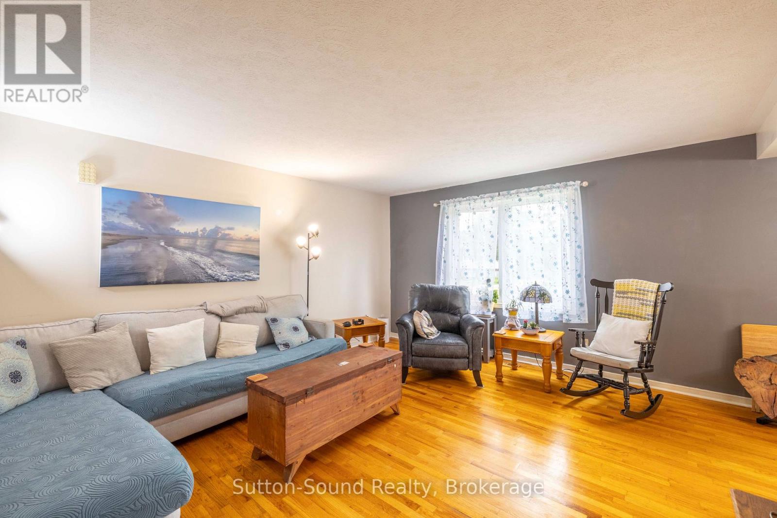 872 26TH STREET E - Image 6