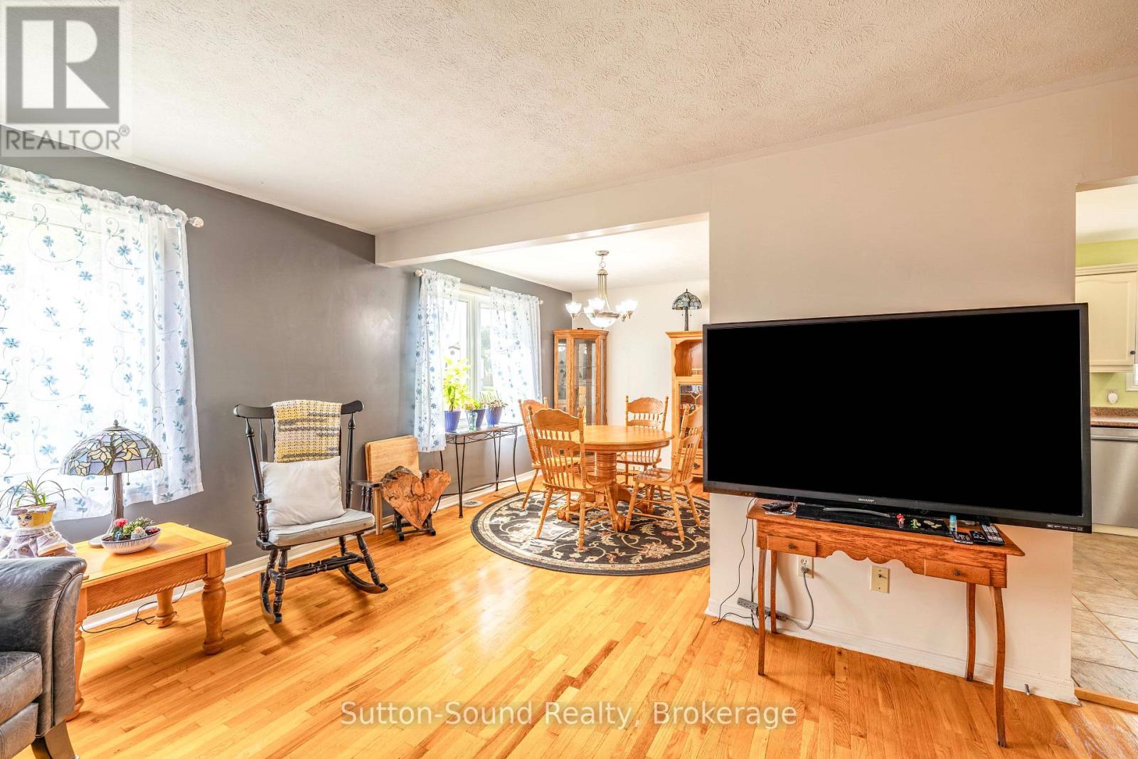 872 26TH STREET E - Image 7