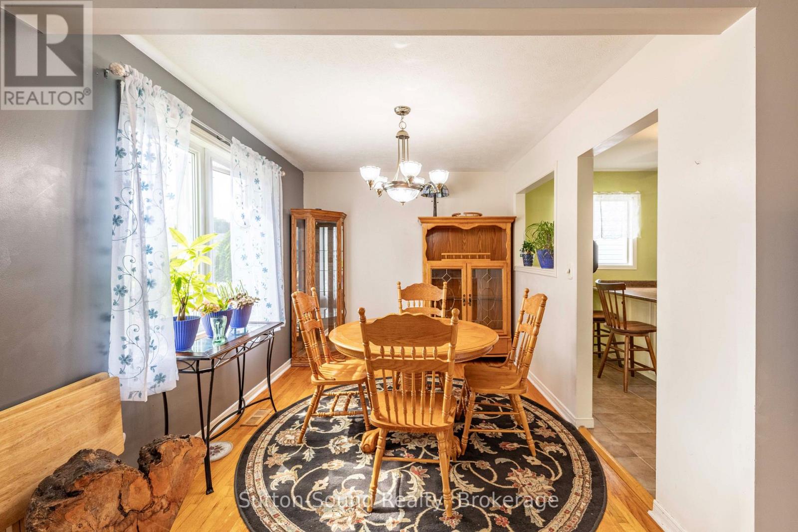 872 26TH STREET E - Image 8