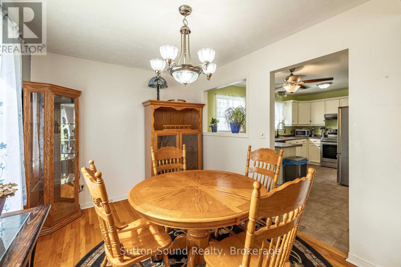 872 26TH STREET E - Image 9