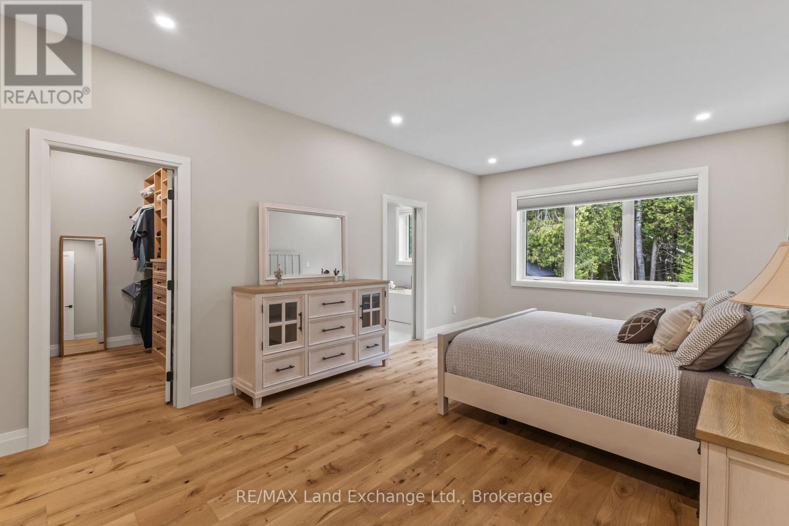 9 LAKESIDE WOODS CRESCENT - Image 21