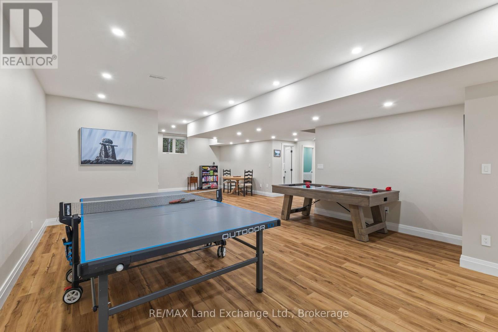 9 LAKESIDE WOODS CRESCENT - Image 25