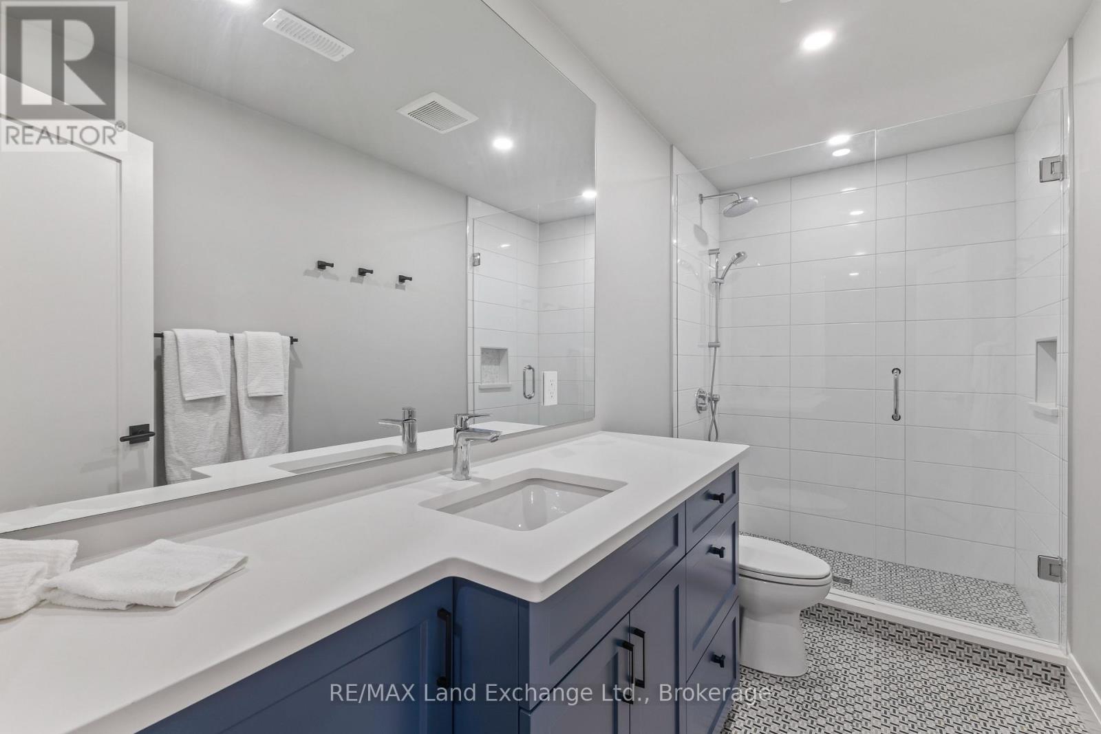9 LAKESIDE WOODS CRESCENT - Image 30