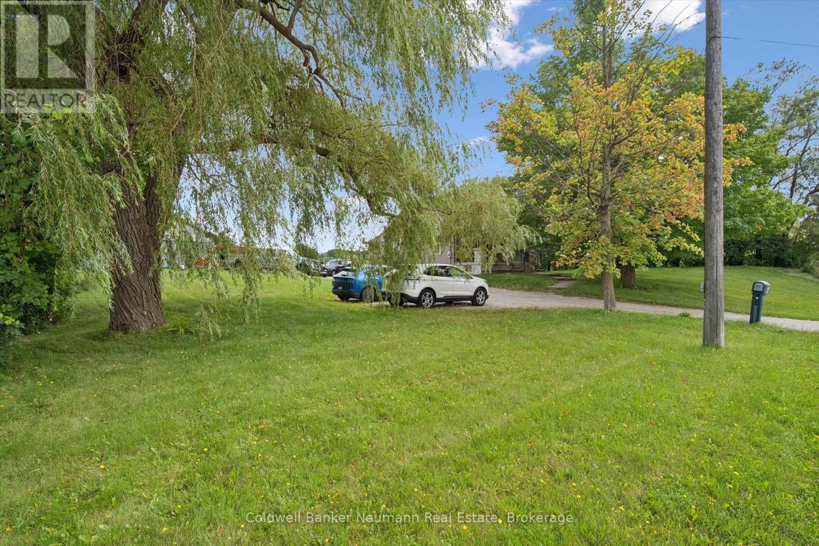 527 STONE ROAD E - Image 3