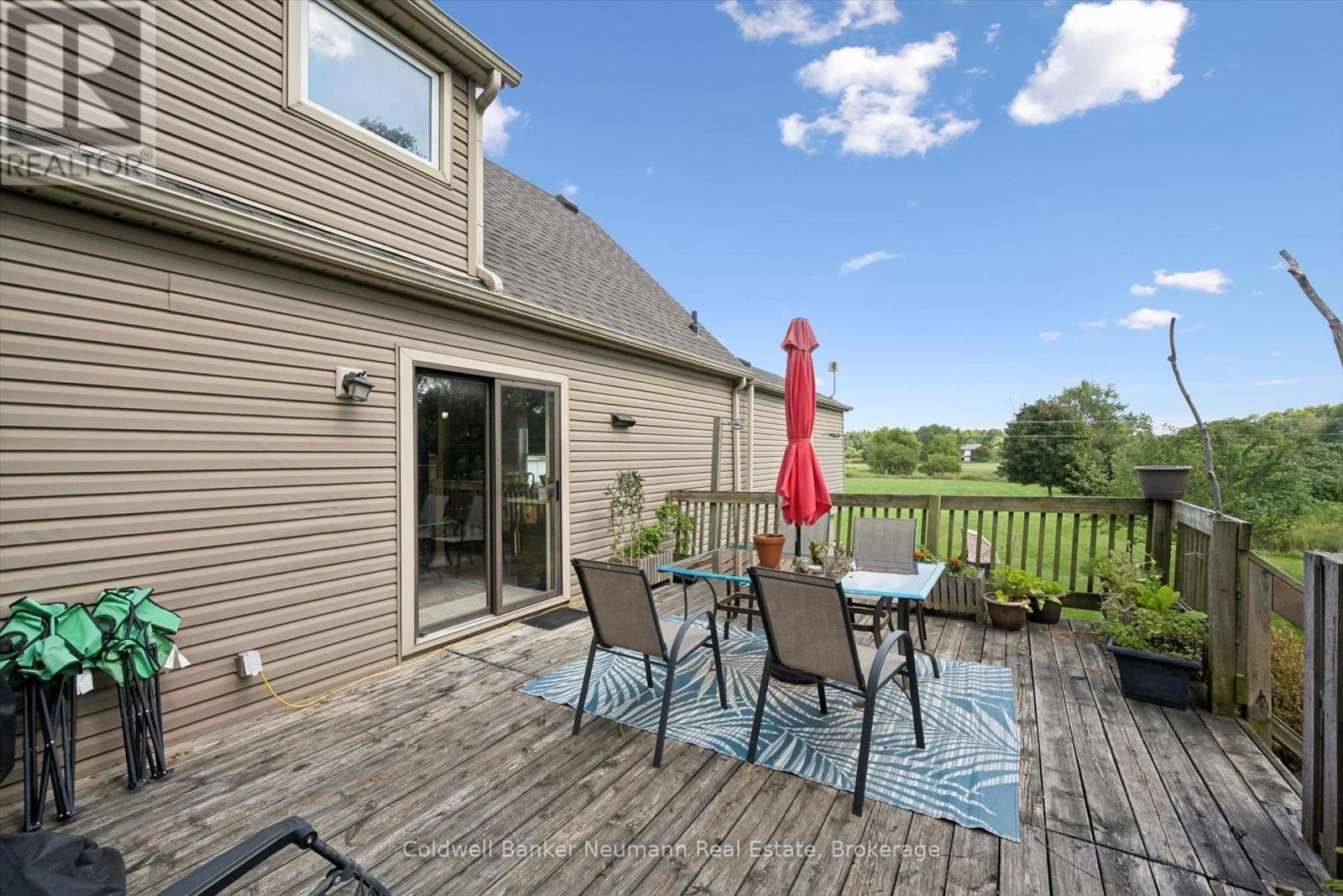 527 STONE ROAD E - Image 30