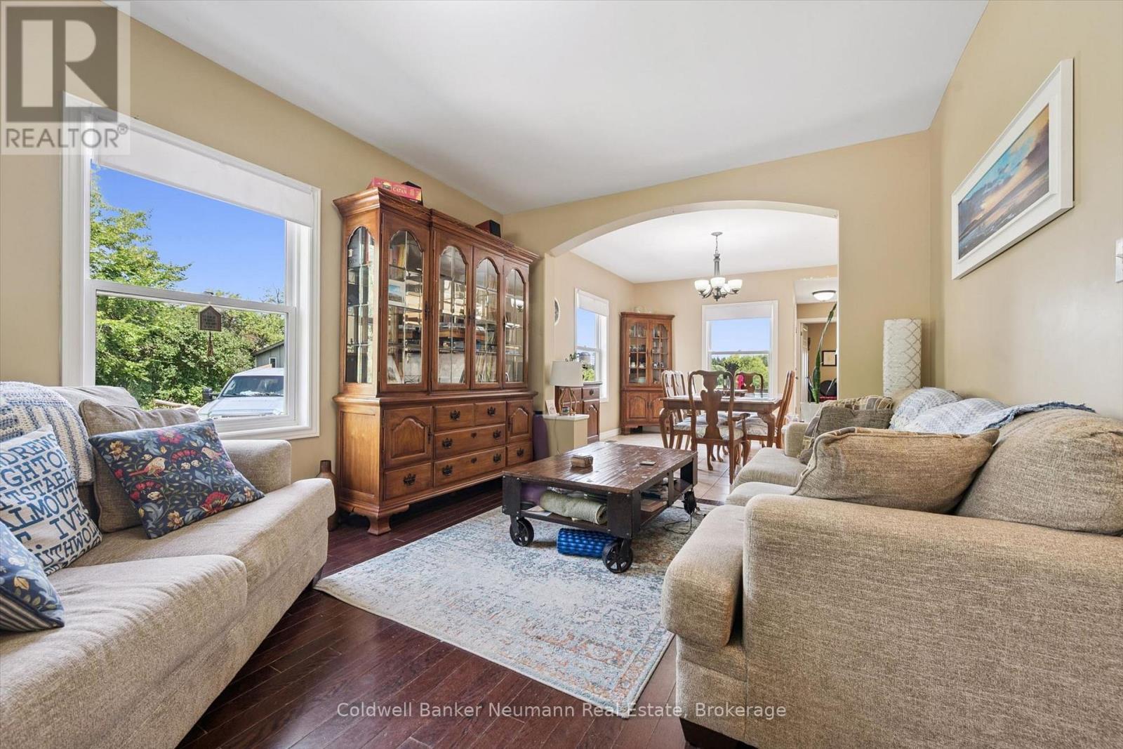 527 STONE ROAD E - 9