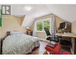 527 Stone Road E, Guelph, ON N1L1B7 Photo 27