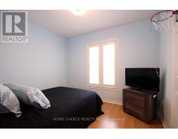 155 Hollandview Trail, Aurora, ON L4G7J2 Photo 16
