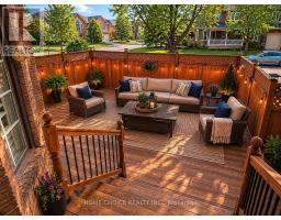 155 Hollandview Trail, Aurora, ON L4G7J2 Photo 25