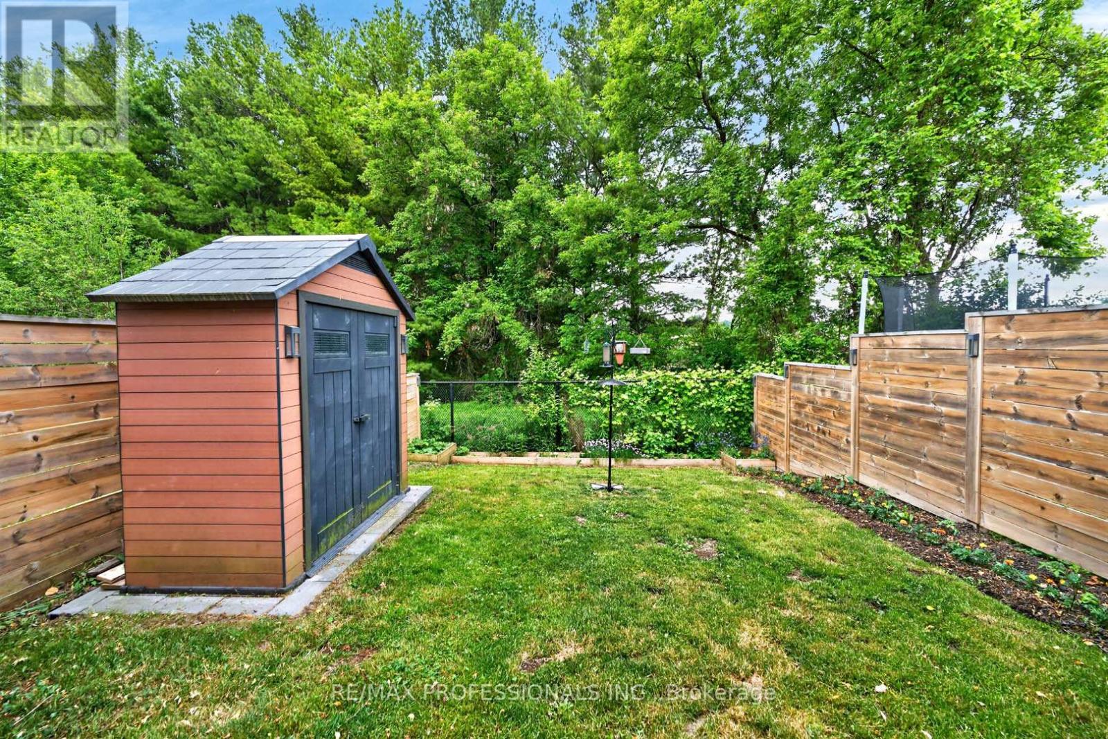 154 COUNTRYMAN ROAD - 28