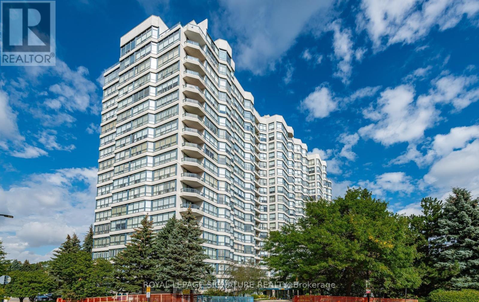 #602 7300 YONGE STREET - 1