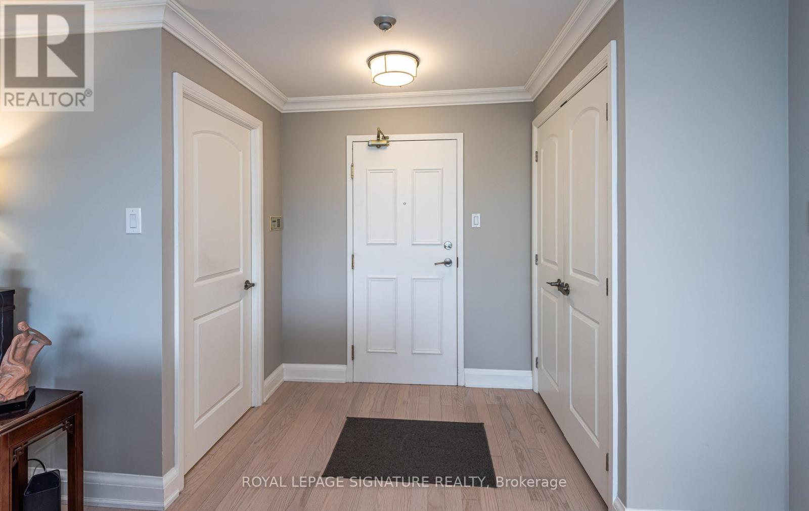 #602 7300 YONGE STREET - 5
