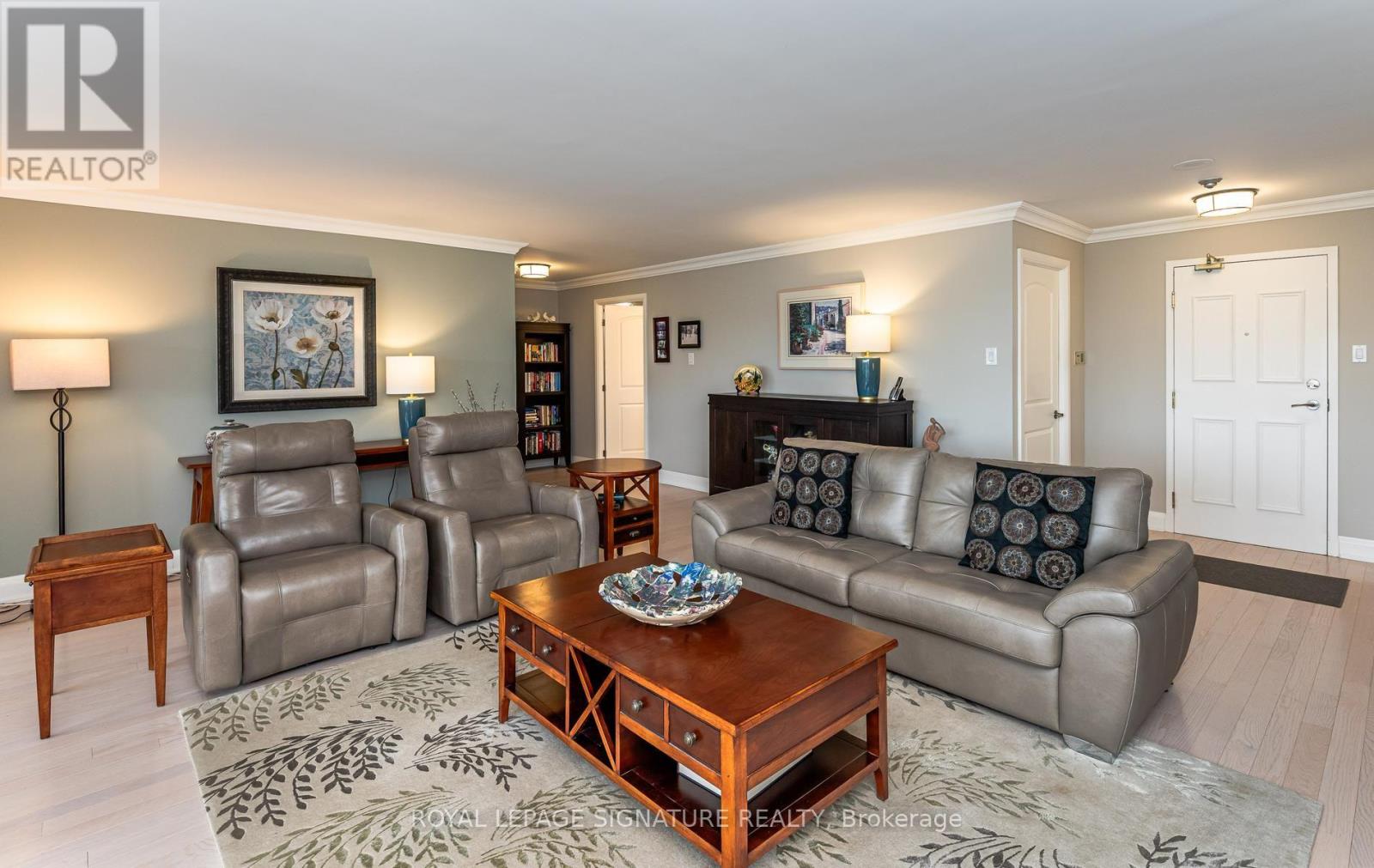 #602 7300 YONGE STREET - 9