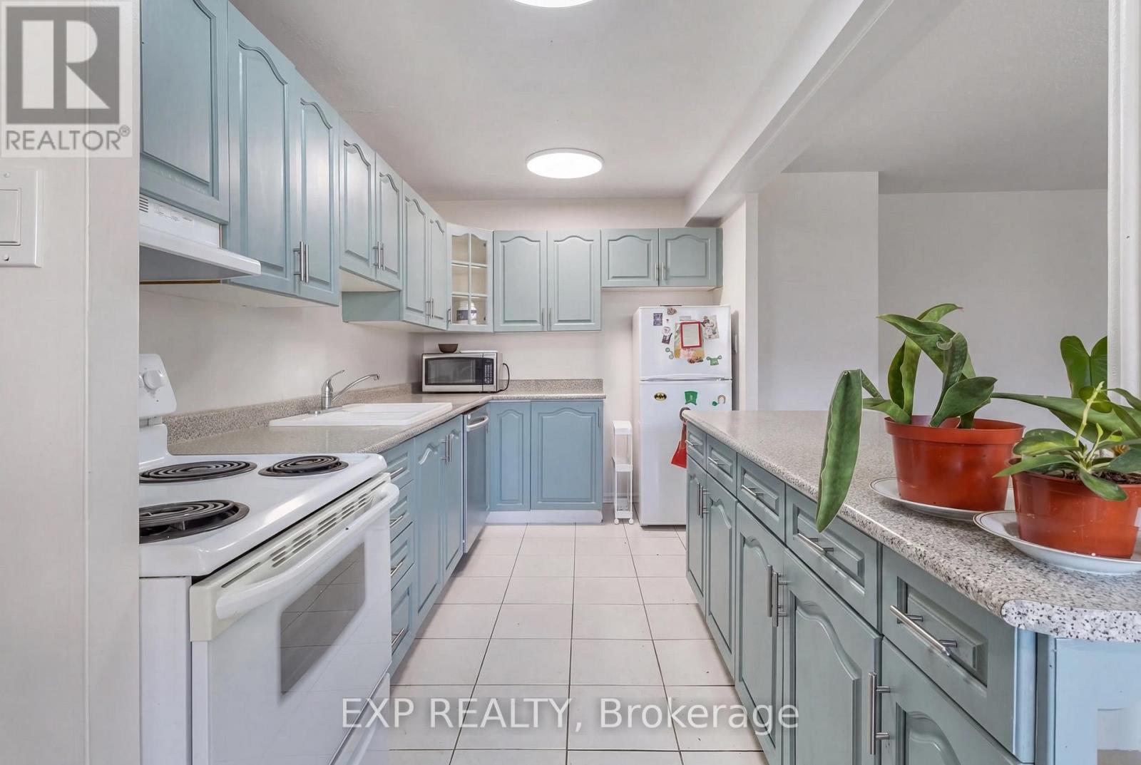 180 DUDLEY AVENUE - 8