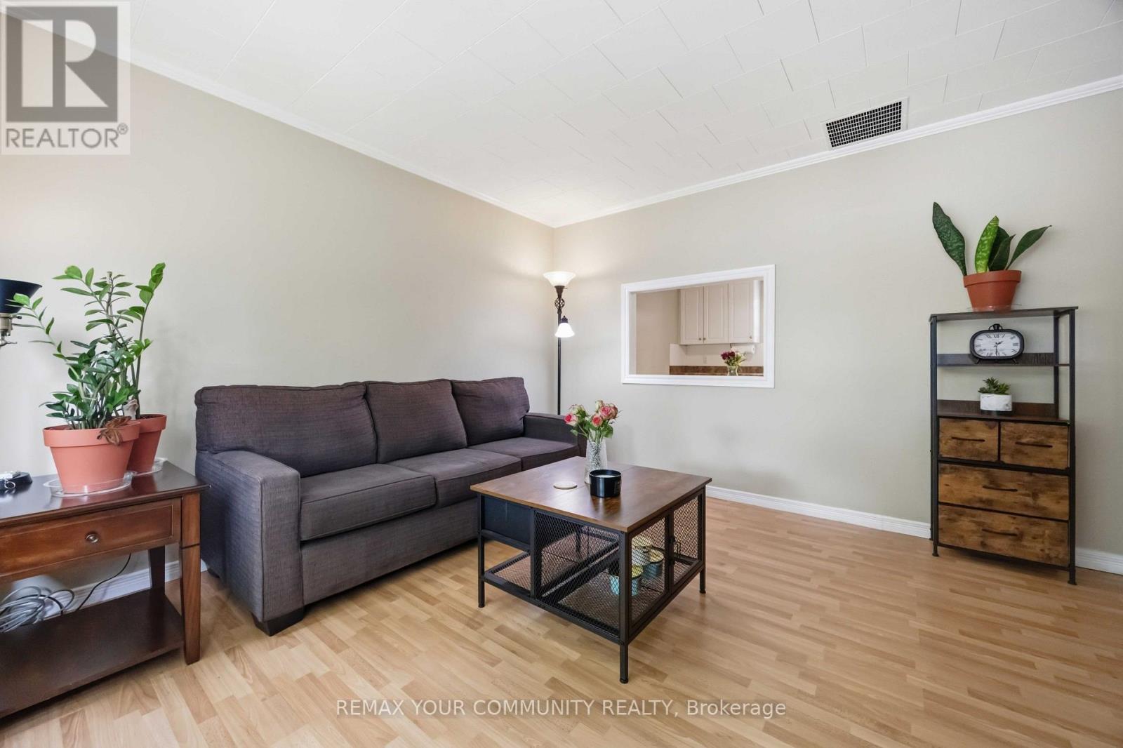 15 GEORGINA STREET - Image 12