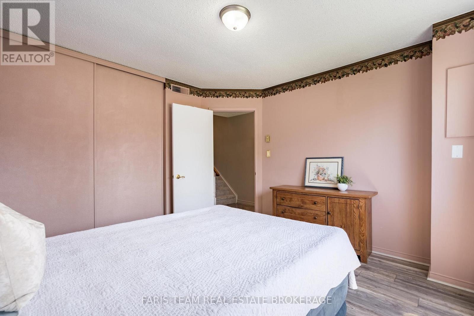 #16 21 LAGUNA PARKWAY - 14