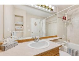 502 8972 Fleetwood Way, Surrey, BC V3R0T5 Photo 26