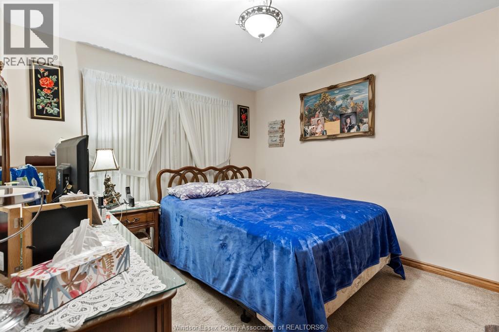 3890 AVON - Image 18