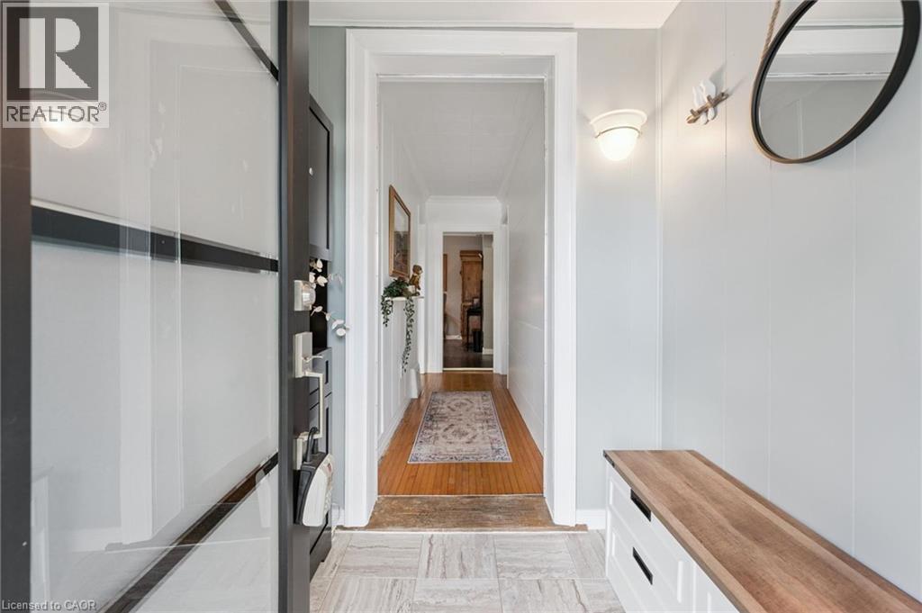 30 CHALMERS Street S - Image 6
