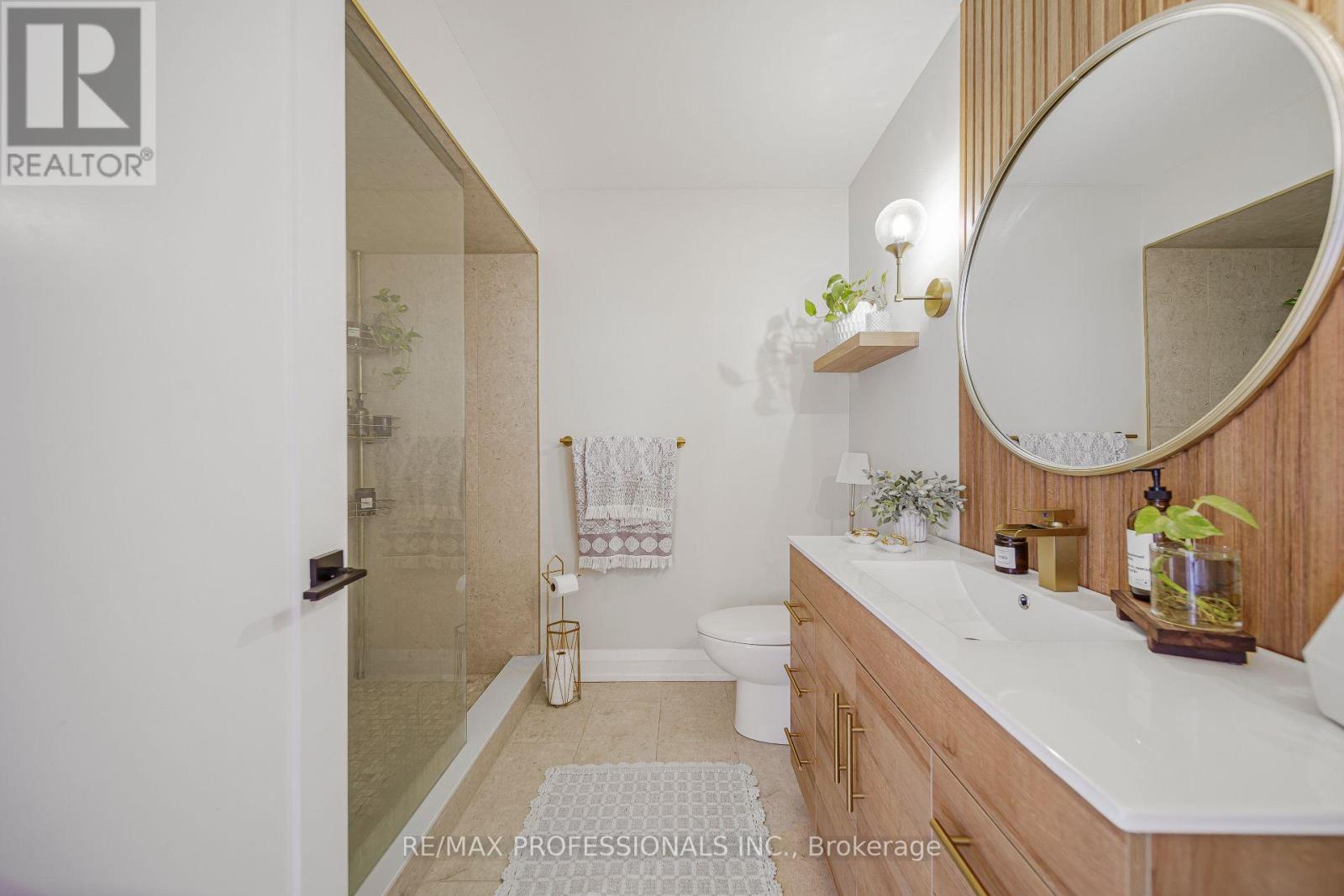 #211 3531 LAKE SHORE BOULEVARD W - Image 24