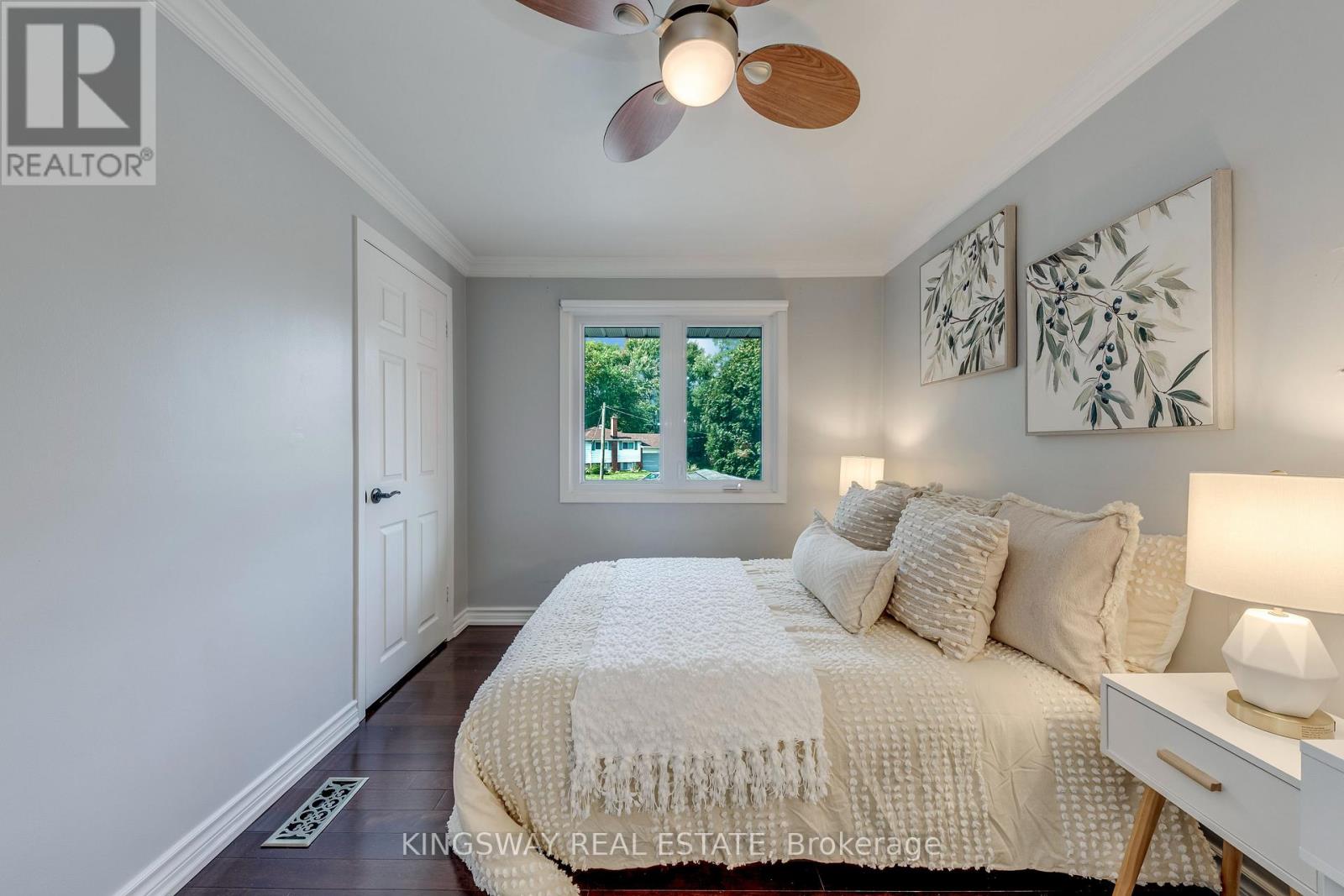 2096 SALVATOR BOULEVARD - Image 28