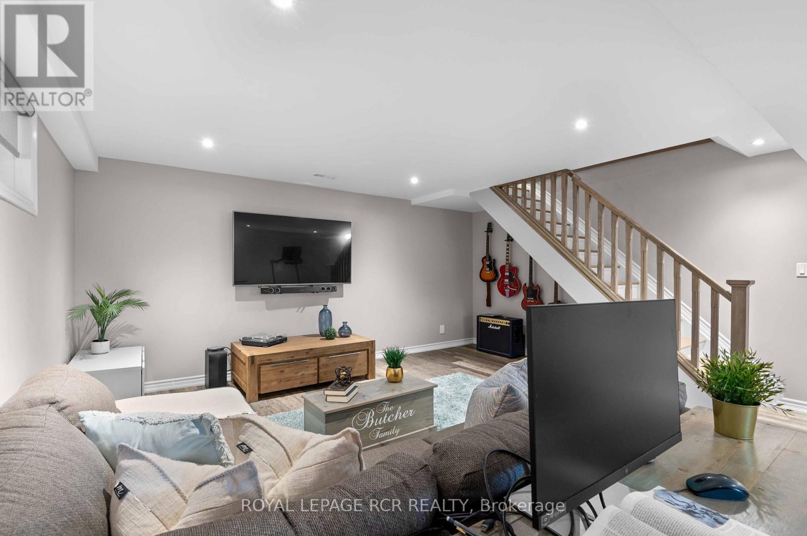 46 HUTCHISON COURT - Image 35
