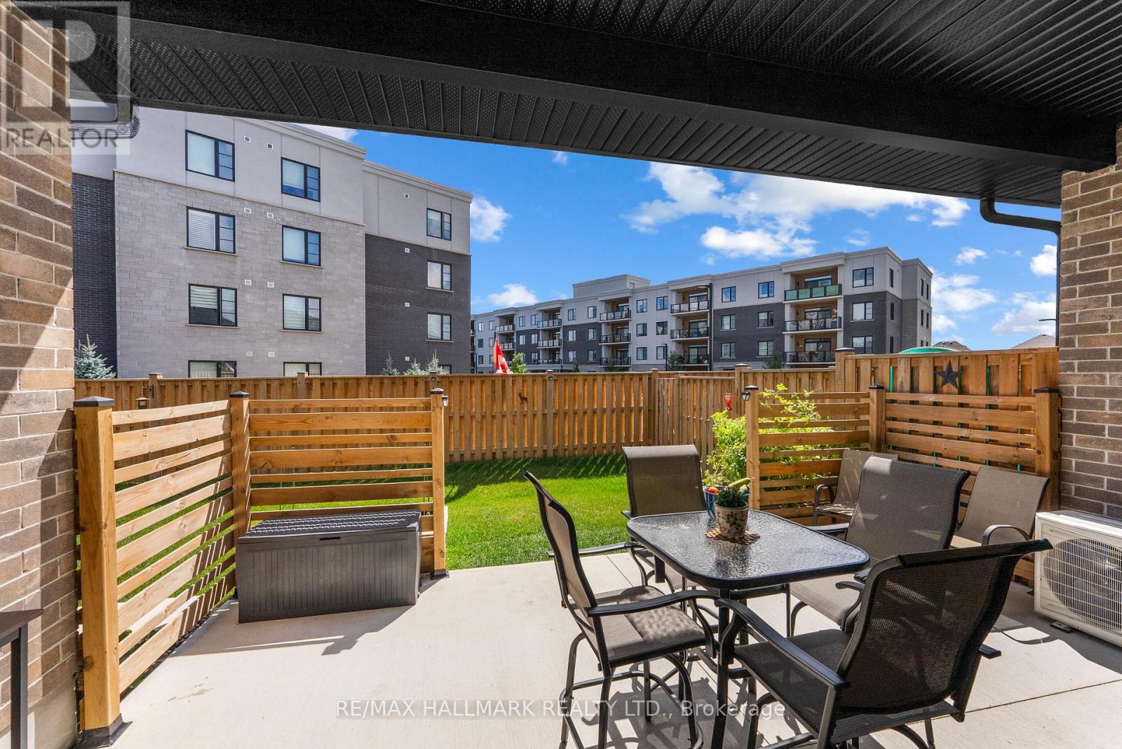 77 REA DRIVE - Image 33
