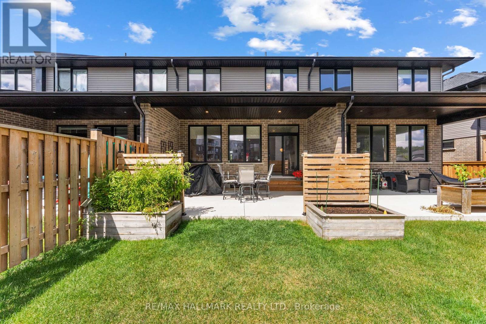 77 REA DRIVE - Image 38