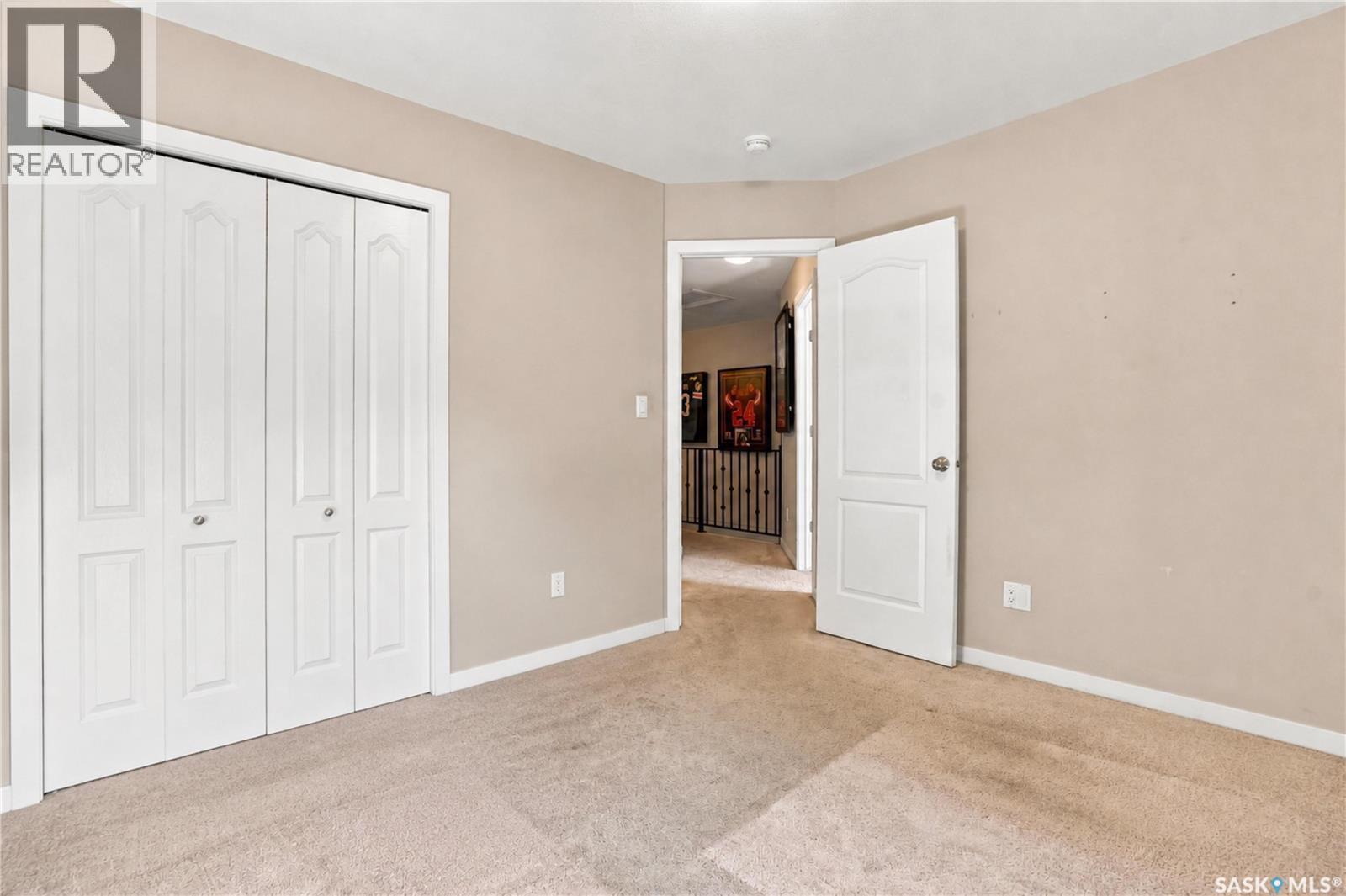 #1205 Grey STREET - 22