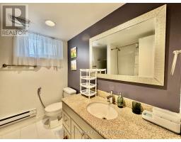 Lower Apartment - 1196 Avenue Road, Toronto, ON M5N2G1 Photo 14