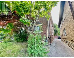 Lower Apartment - 1196 Avenue Road, Toronto, ON M5N2G1 Photo 27