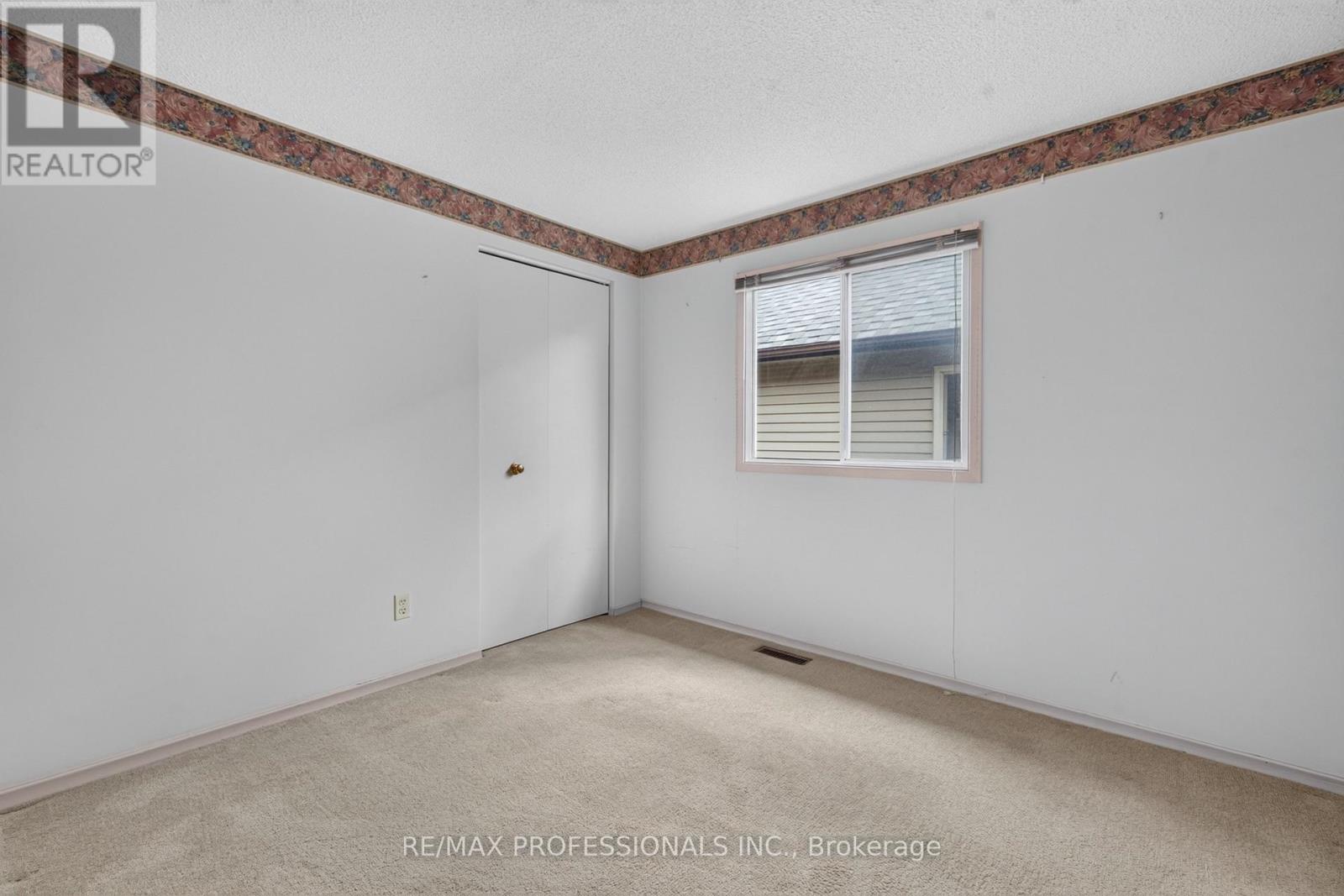 1001 REDBIRD CRESCENT - 29