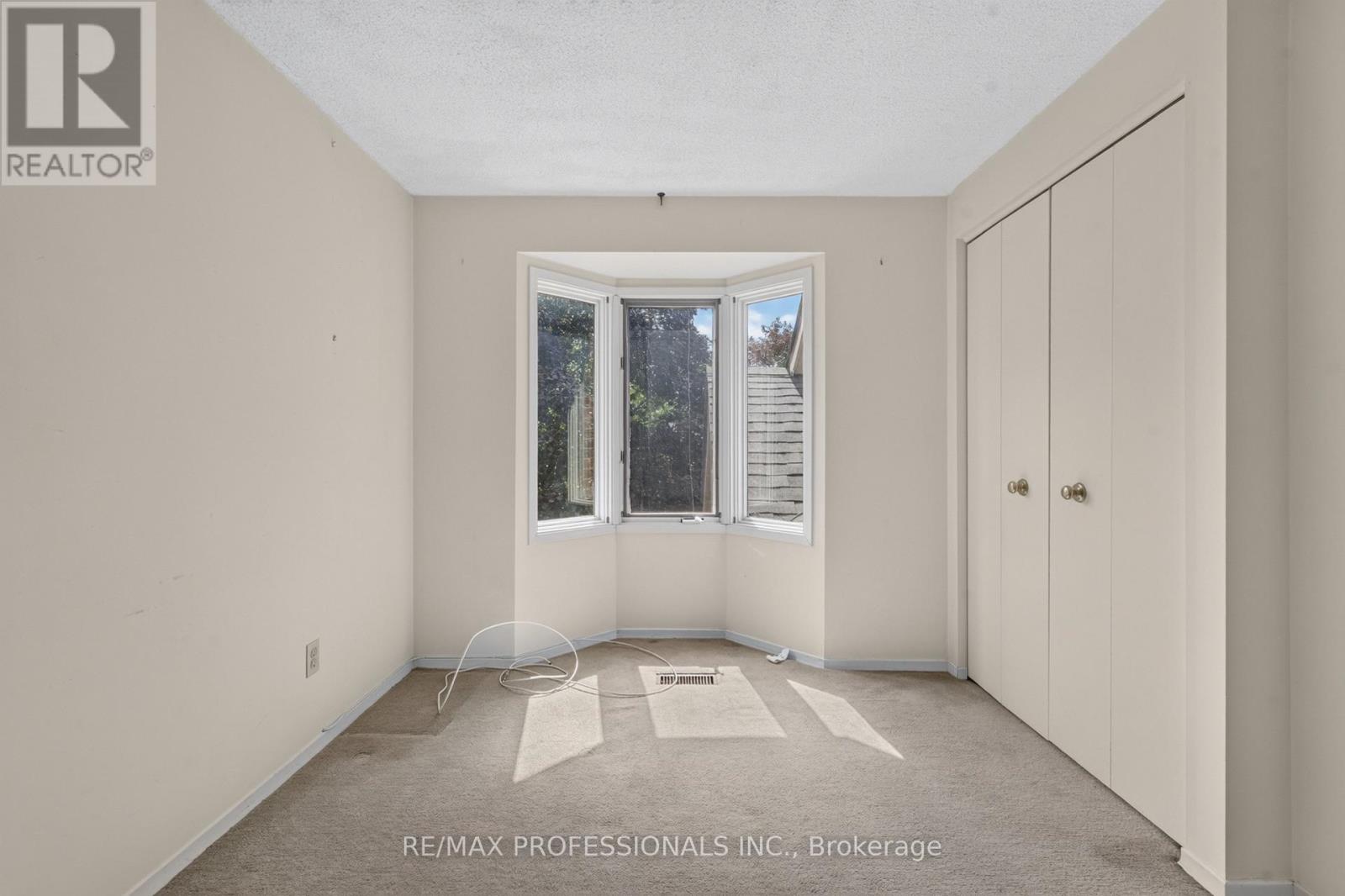 1001 REDBIRD CRESCENT - Image 32