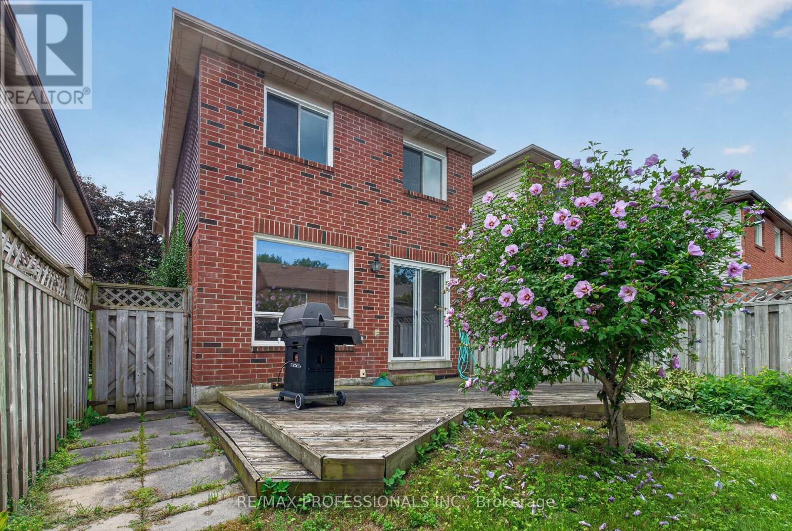 1001 REDBIRD CRESCENT - Image 39