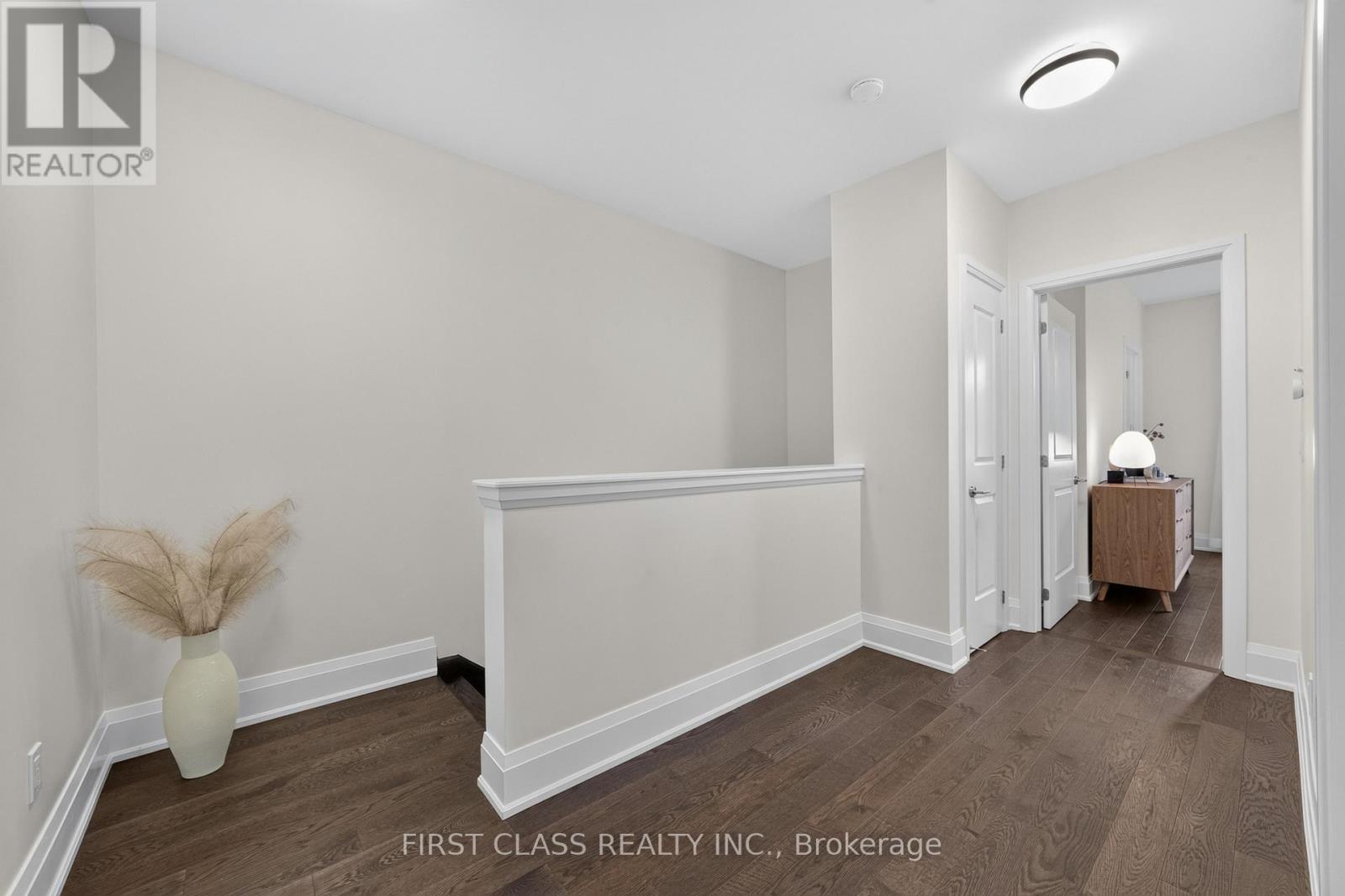 8 MILDRED TEMPLE WAY - 19