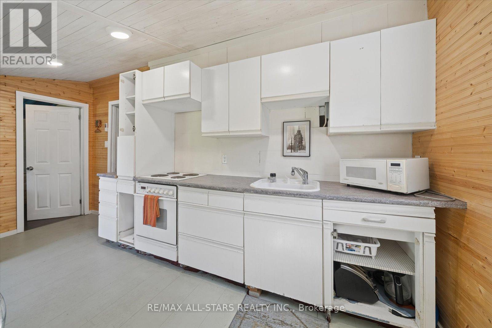 68 FARLEY CIRCLE - Image 21