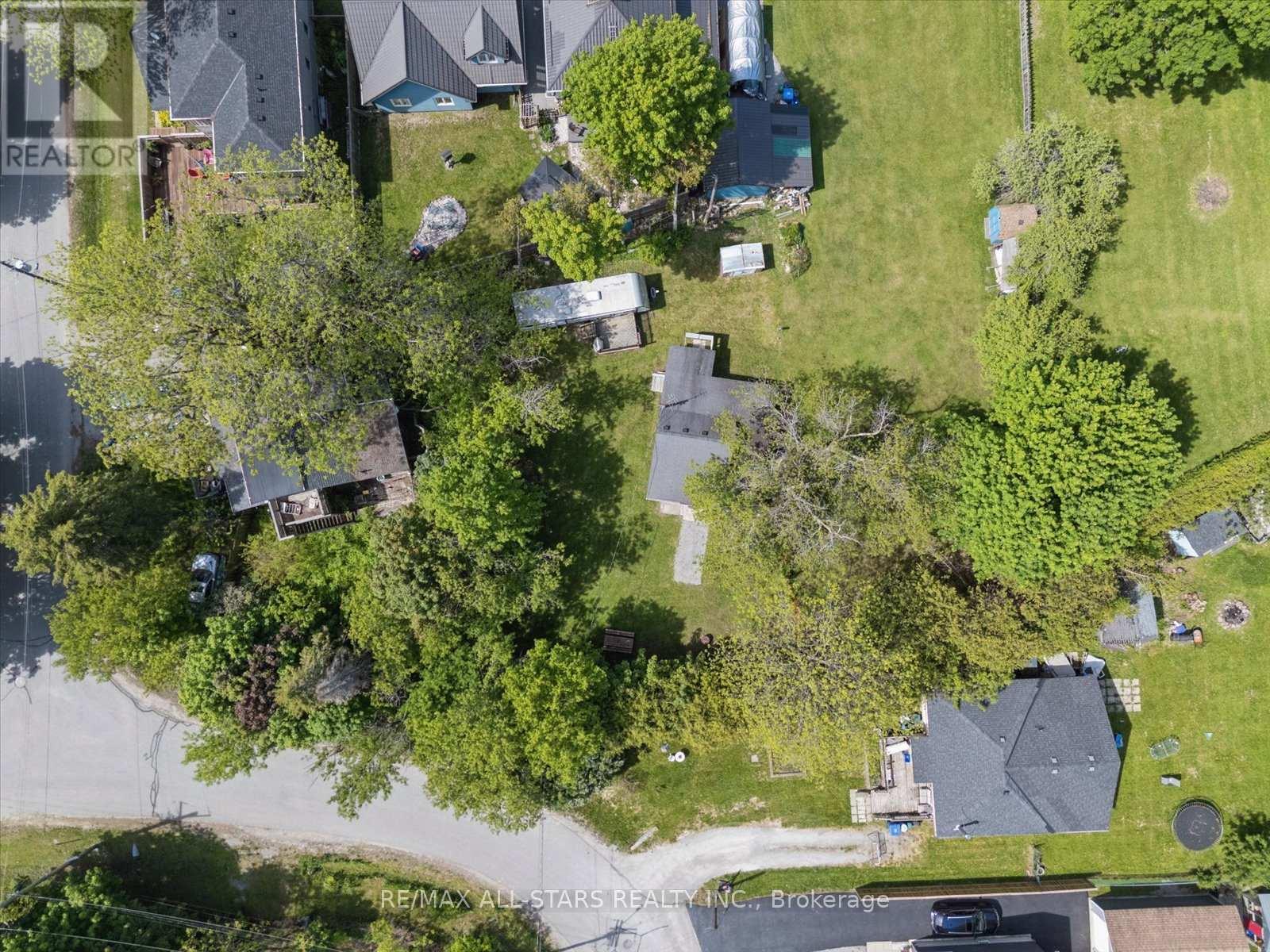 68 FARLEY CIRCLE - Image 36