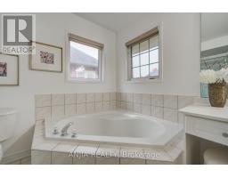 203 Fred Mclaren Boulevard, Markham, ON L6E1H2 Photo 33