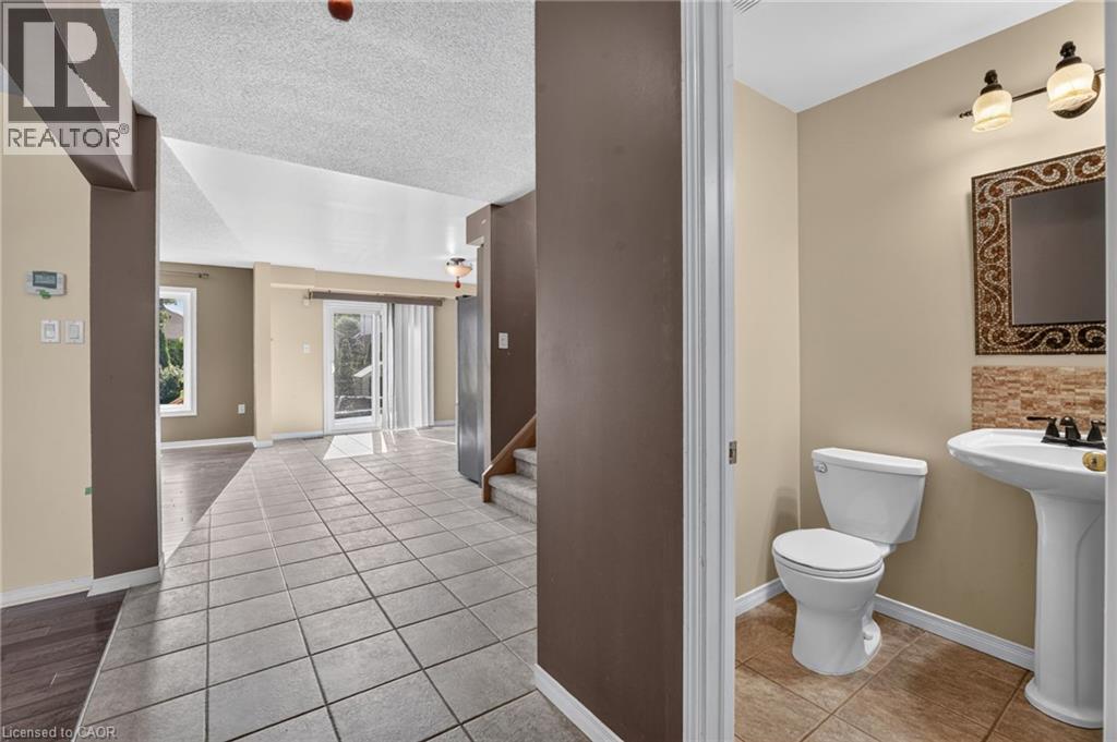 1501 UPPER SHERMAN Avenue - 8