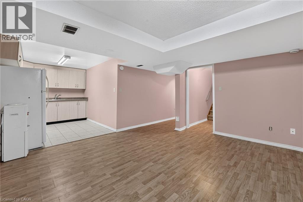 1501 UPPER SHERMAN Avenue - 32