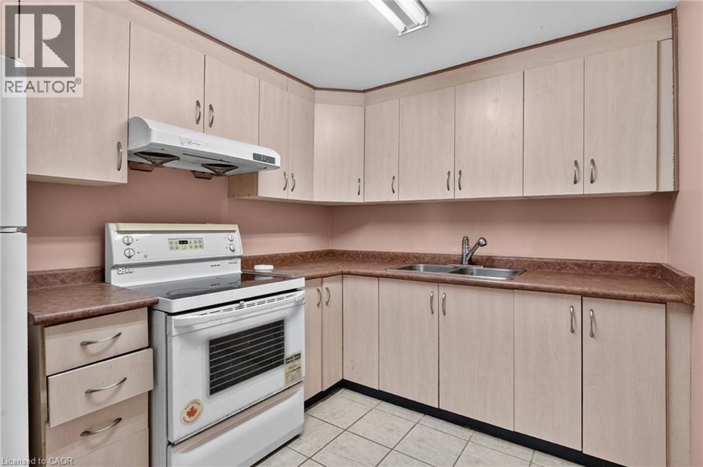 1501 UPPER SHERMAN Avenue - 35