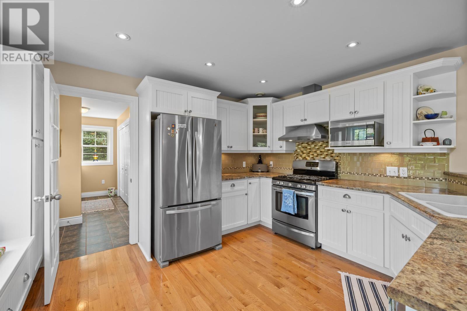 41 Spring Street - Image 12