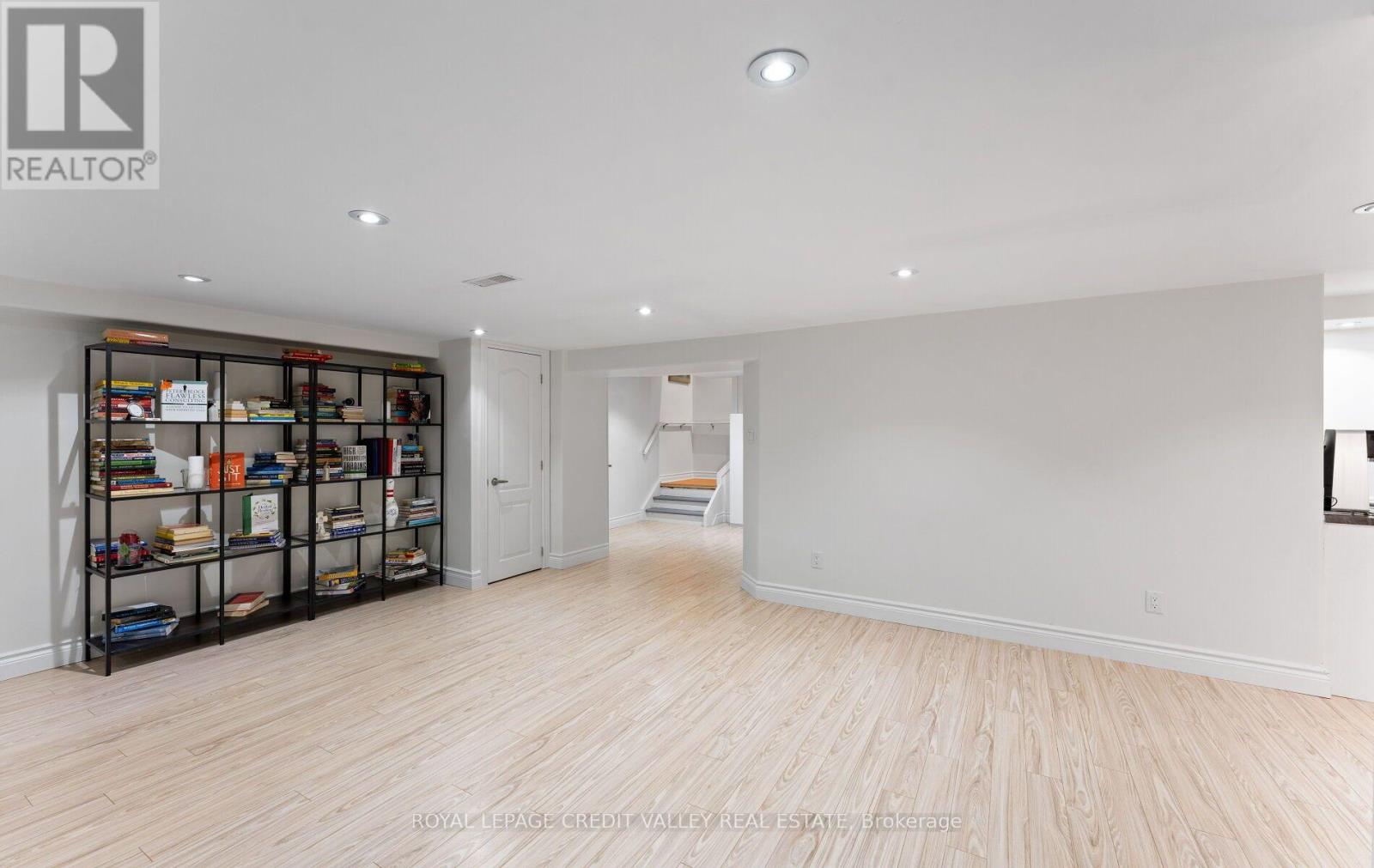 34 ABBEY ROAD W - Image 36