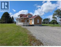Kitchen - 5915 Route 17, Saint Quentin, NB E8A2J7 Photo 11