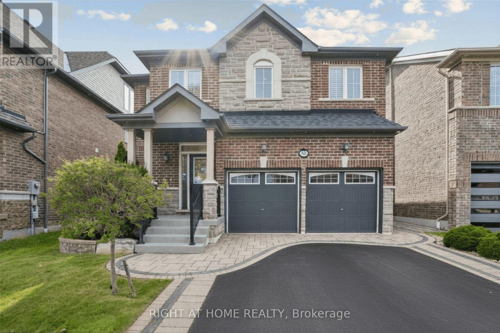 26 BIGNELL CRESCENT - 1