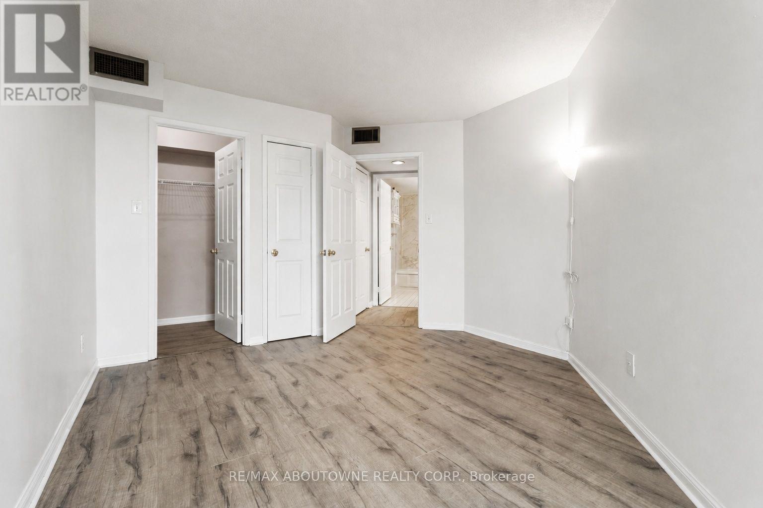 #901 45 KINGSBRIDGE GARDEN CIRCLE - Image 22